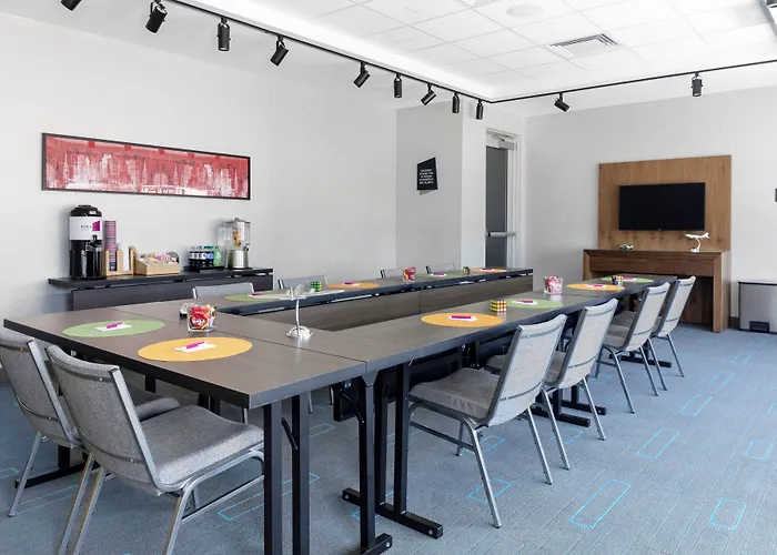 Aloft By Marriott At Westgate Hotel 3*